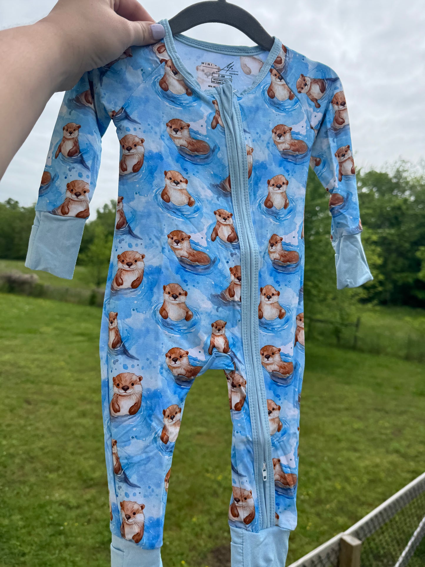 Otter Zippy