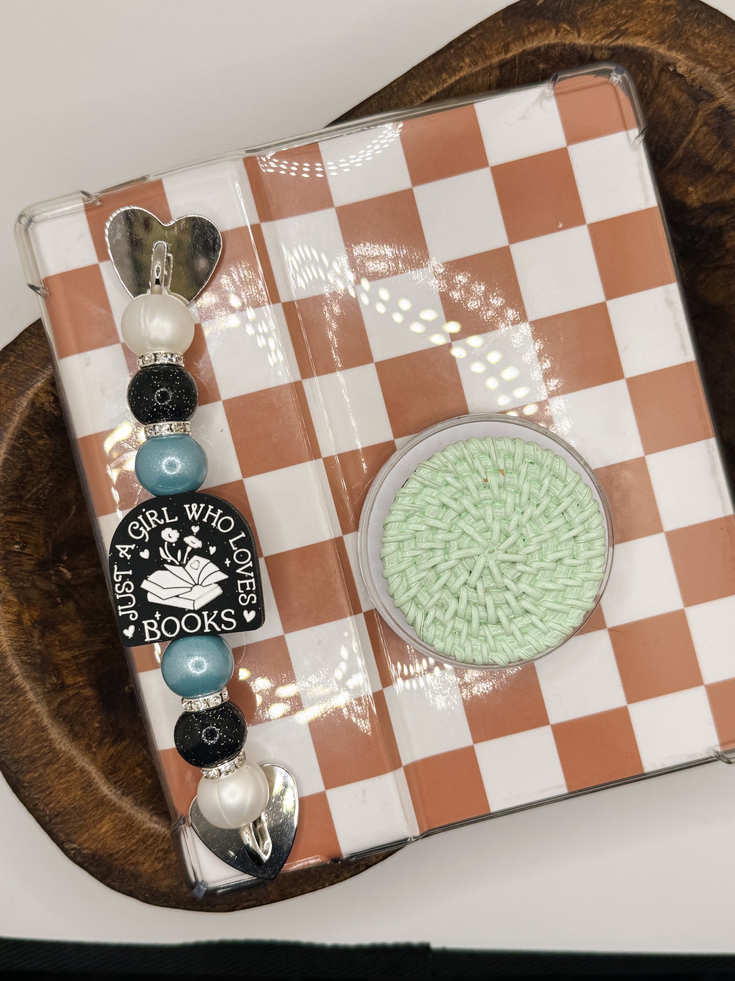 Just a Girl Who Loves Books Kindle Strap