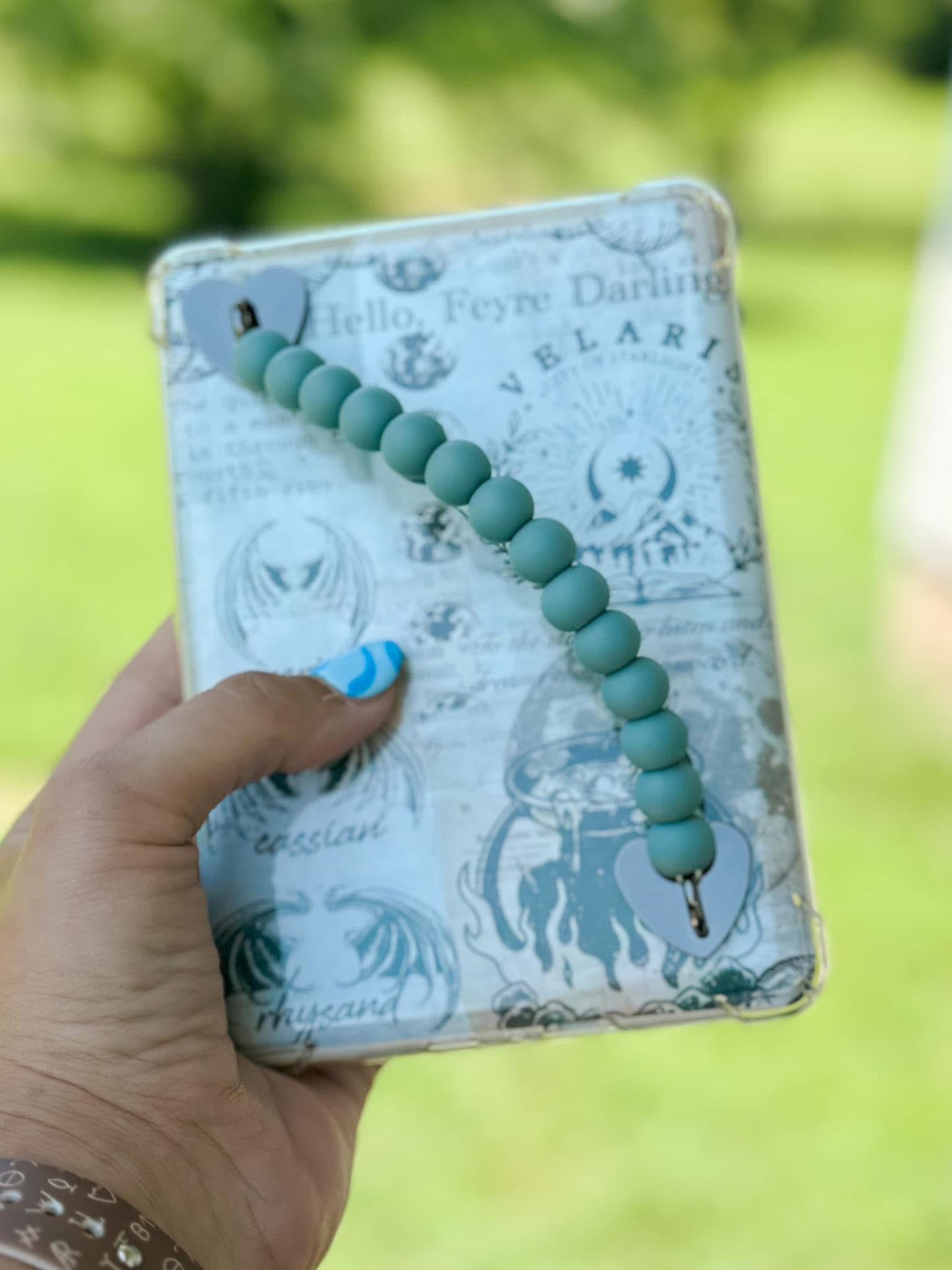 Mystery Solid Kindle Strap