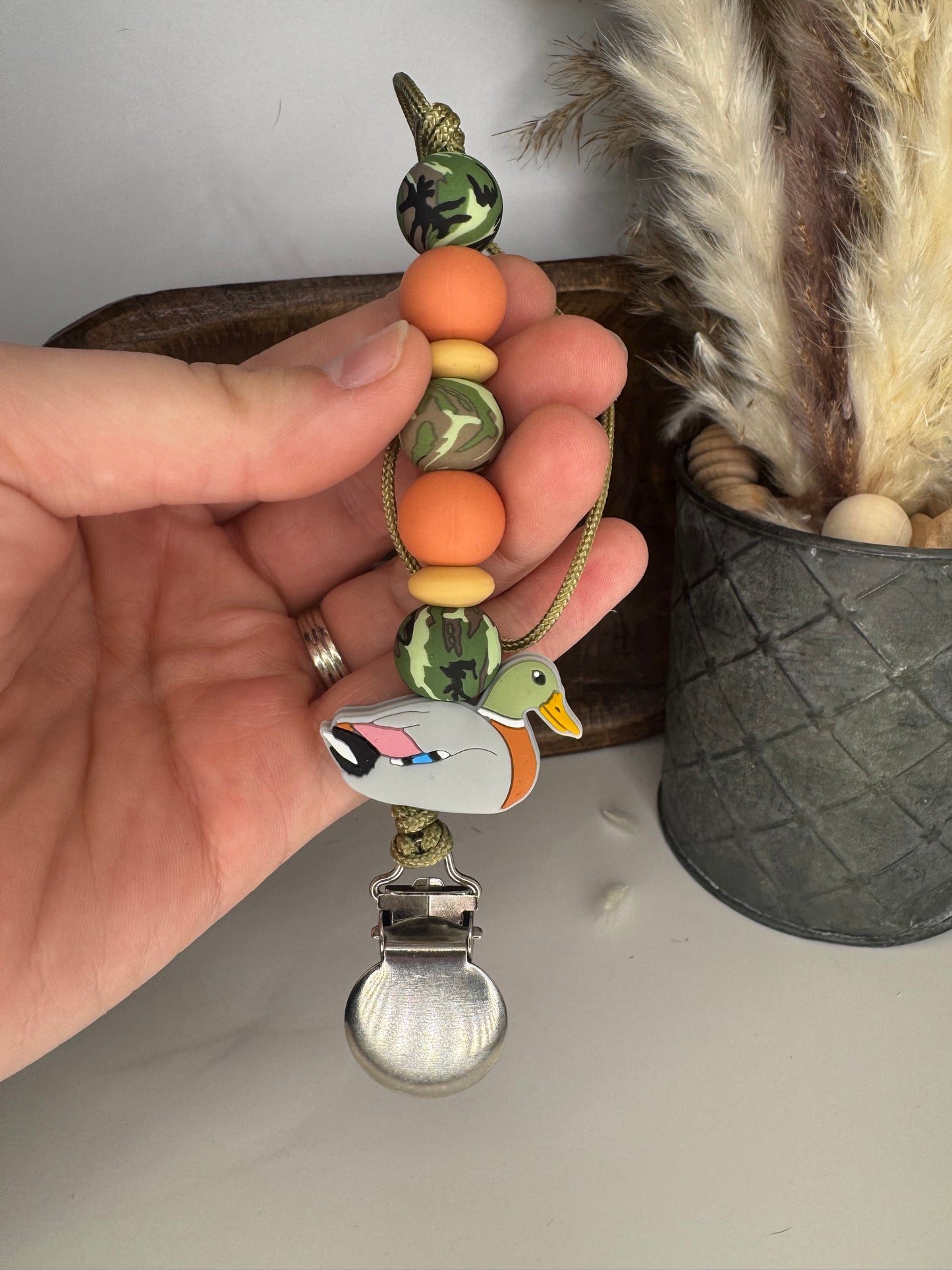 Mallard Paci Clip
