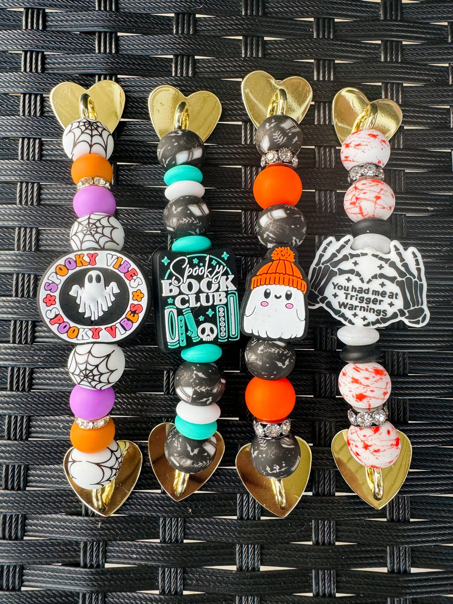 Spooky Kindle Strap ~ drop ~