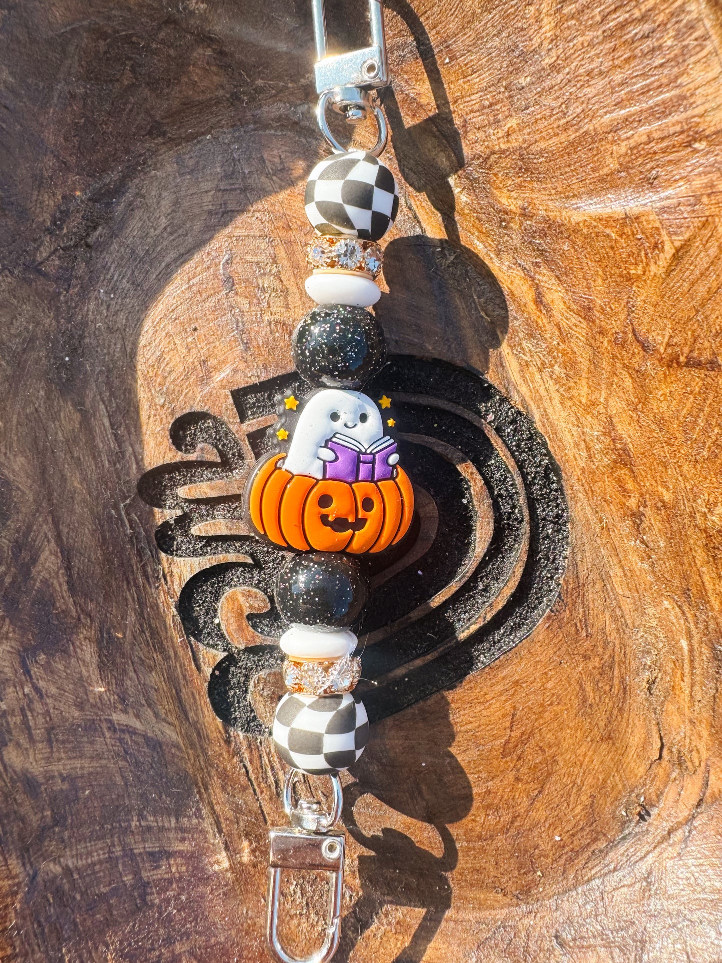 Ghostie in Pumpkin Kindle Strap