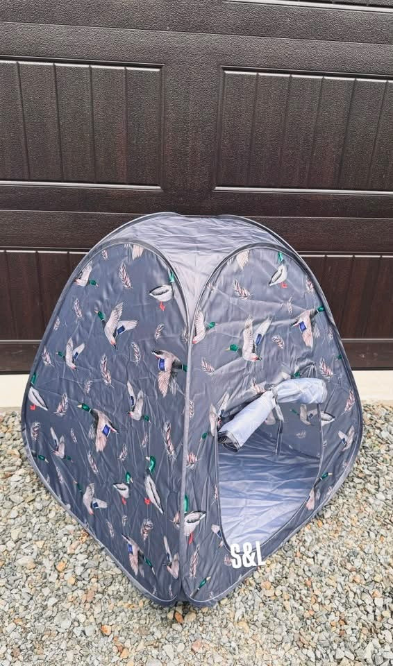 Giggle Tent