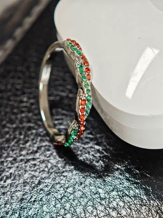 Wavy Birthstone Ring